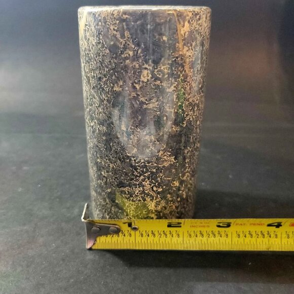 Marble Vase Made In Pakistan. A Metamorphic Rock Valued For It's Durability - Picture 5 of 6